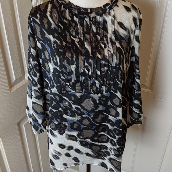 Chico's Tops - Chico's size 2 tunic